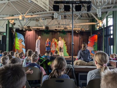 Foto des Albums: Weihnachtstheater „Die unendliche Geschichte“