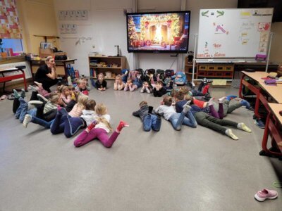 Foto des Albums: Tanzprojekt aller Klassen mit Tanzschule