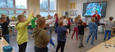 Foto des Albums: Tanzprojekt aller Klassen mit Tanzschule