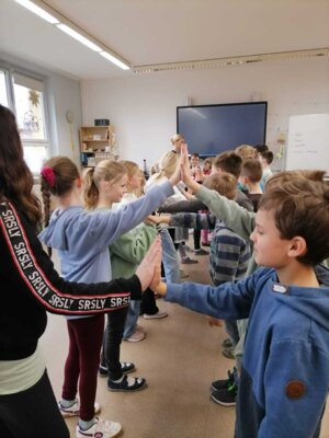Foto des Albums: Tanzprojekt aller Klassen mit Tanzschule