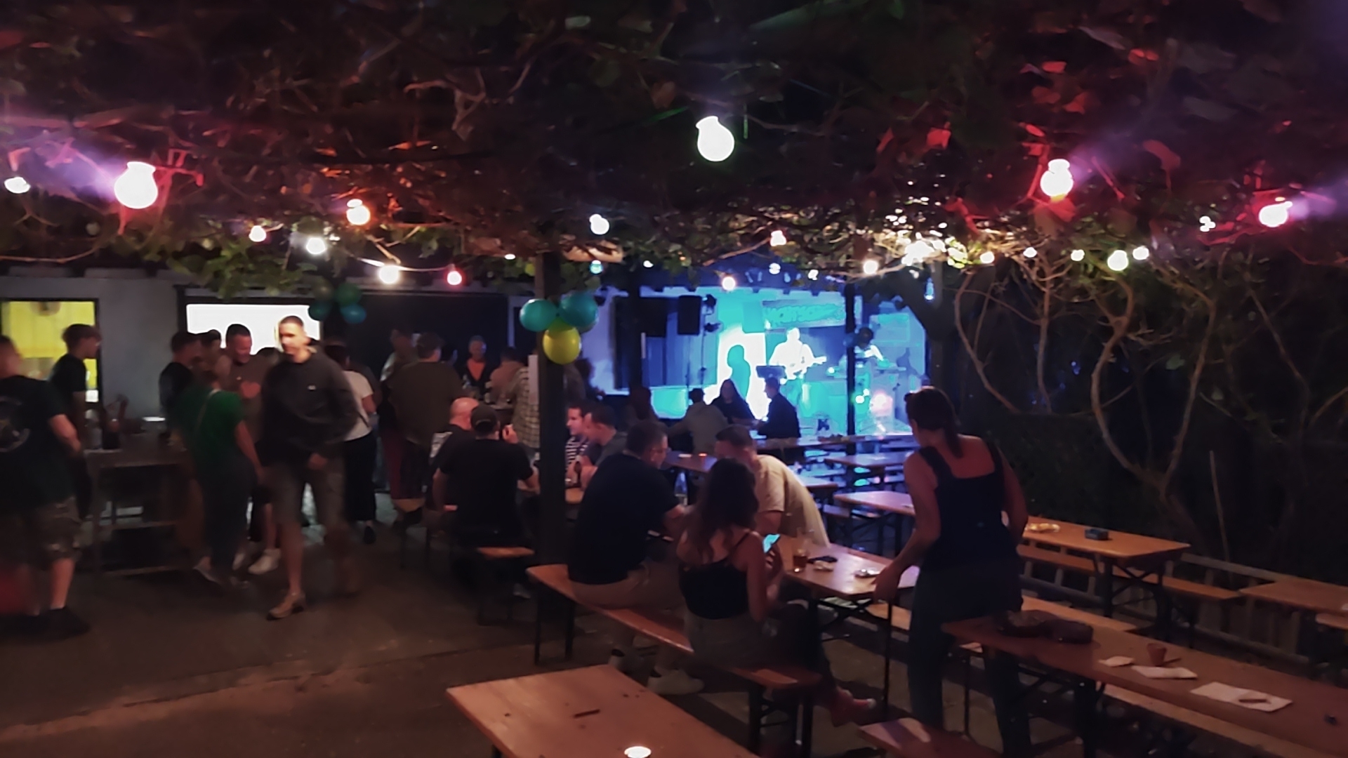 Bild: Schützenparty mit den Nachtschwärmern