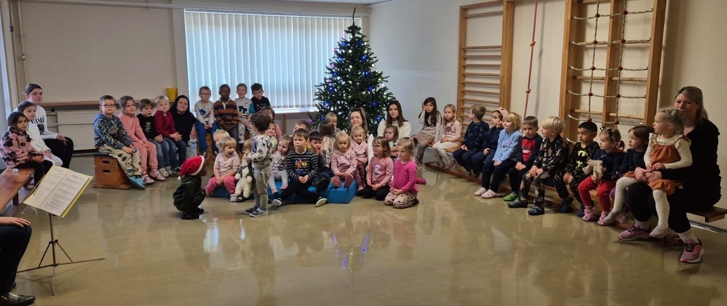 Bild: Adventssingen im Kiga