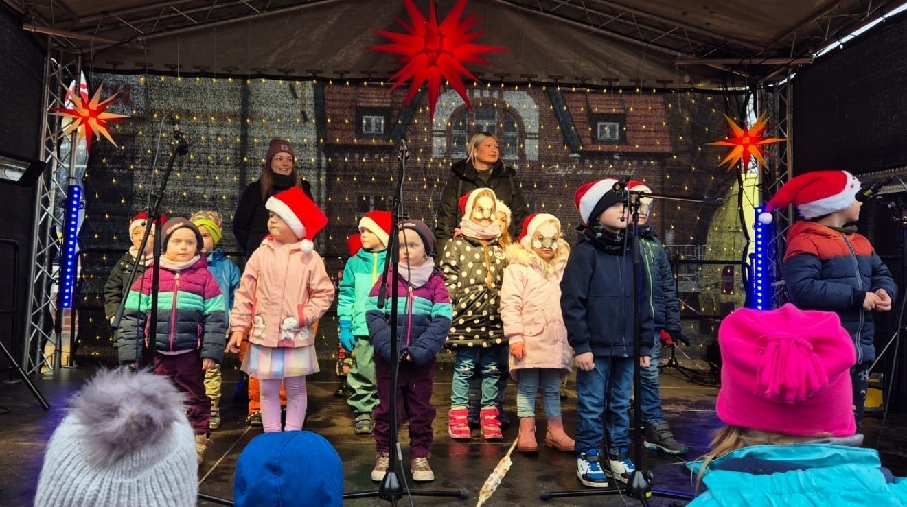 Bild: Auftritt auf dem Weihnachtsmarkt