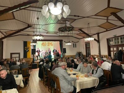 Silvesterabaned mit DInner & Live Musik 2024  (Bild vergr&ouml;&szlig;ern)