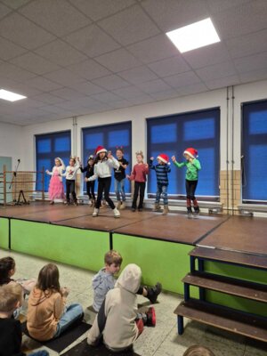 Foto des Albums: AG Frau Klajbor Dezember