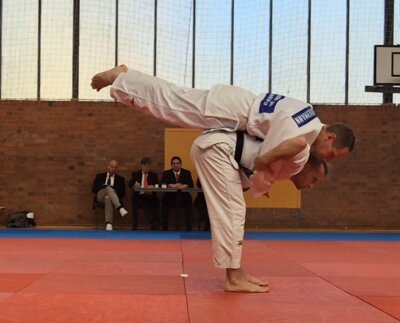 Ju no kata 2  (Bild vergr&ouml;&szlig;ern)
