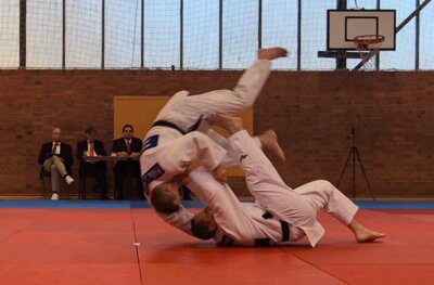 Nage no kata 2  (Bild vergr&ouml;&szlig;ern)