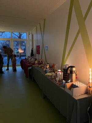 Foto des Albums: Weihnachtsbasar - Tag der offenen Tür
