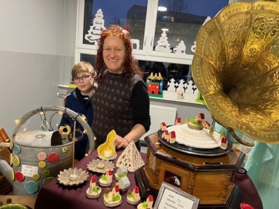 Foto des Albums: Weihnachtsbasar - Tag der offenen Tür