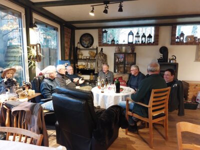 Foto des Albums: Rosen-Frauen basteln in Perleberg (17.11.2024)