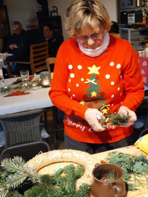 Foto des Albums: Rosen-Frauen basteln in Perleberg (17.11.2024)