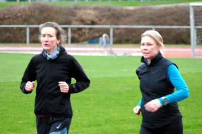Kerstin2 und Katja  (Bild vergr&ouml;&szlig;ern)