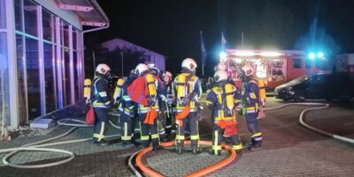 Foto des Albums: Werkstattbrand beim Autohaus Müller in Mittelfischach