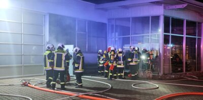 Foto des Albums: Werkstattbrand beim Autohaus Müller in Mittelfischach