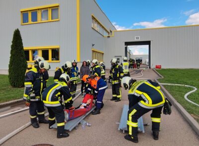 Foto des Albums: Großbrandszenario bei der Firma Kärcher im Werk Bühlertal