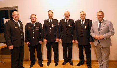 Foto des Albums: Die Führung der Feuerwehr Obersontheim wird bestätigt