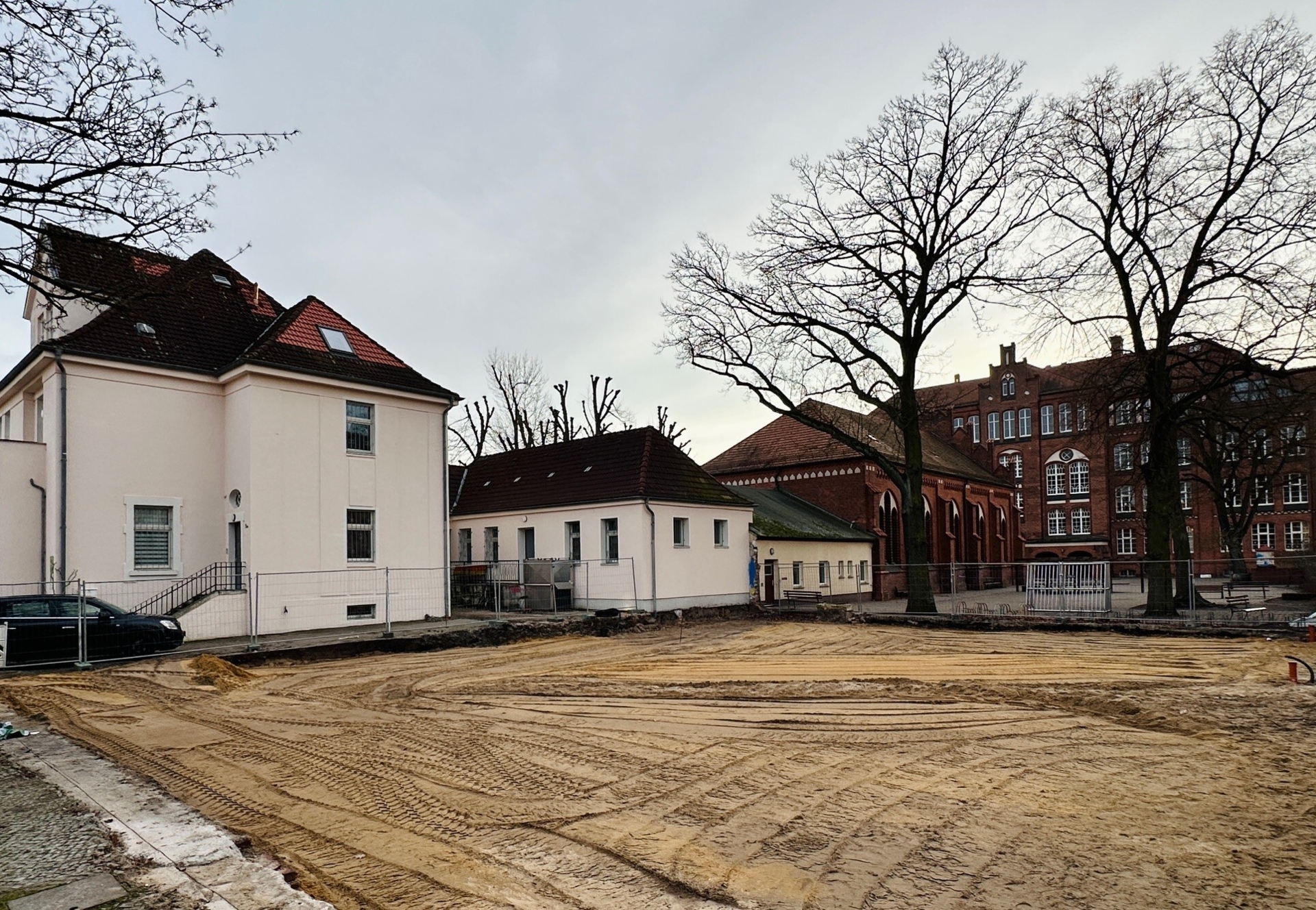 Bild: Auf dem Gelände des Kinder- und Jugendkulturzentrums sollen in diesem Jahr unter anderem eine Sitz- und Grillecke, ein Gerätehaus mit Gründach, eine überdachte Abstellmöglichkeit für Fahrräder und ein überdachter Sitzplatz entstehen
