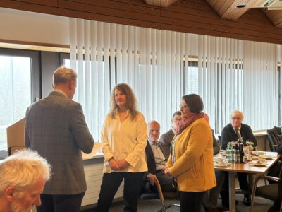 Foto des Albums: Ehrung von Erika Thomas und Petra Niemeyer durch die Kommune 2025