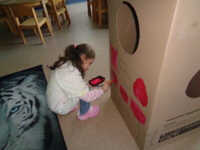 Foto des Albums: Ein Karton wird bunt (31.​01.​2025)