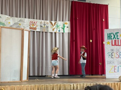 Foto des Albums: Hexe Lilli und die Reise durch die Zeit- Theateraufführung am 29.01.2025