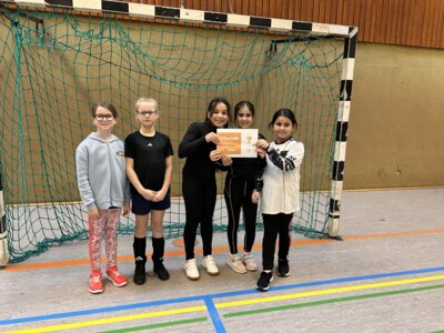 Foto des Albums: Fußballturnier der Antoniusgrundschule und der SKHM