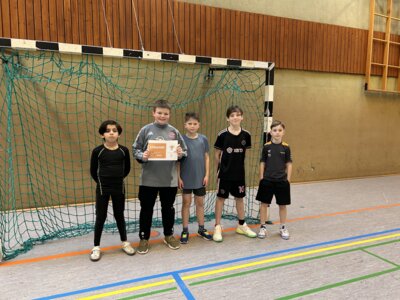 Foto des Albums: Fußballturnier der Antoniusgrundschule und der SKHM