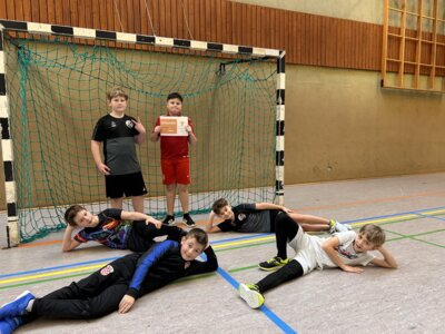Foto des Albums: Fußballturnier der Antoniusgrundschule und der SKHM