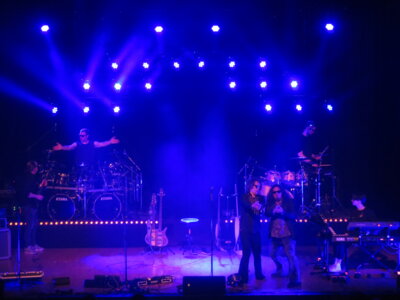 Foto des Albums: GENESES Trespassing All Stations Tour