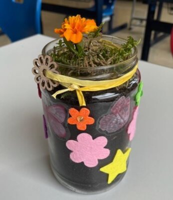 Foto des Albums: Bastelnachmittag mit dem Schulförderverein