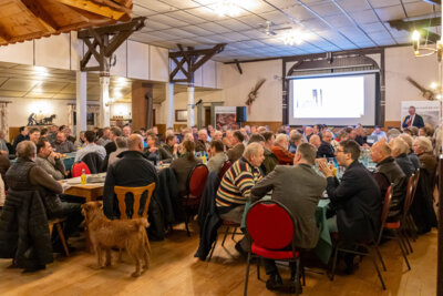 Saal in D&uuml;nsche 