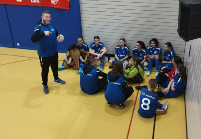 Foto des Albums: Hallenbezirksmeisterschaft D-Juniorinnen