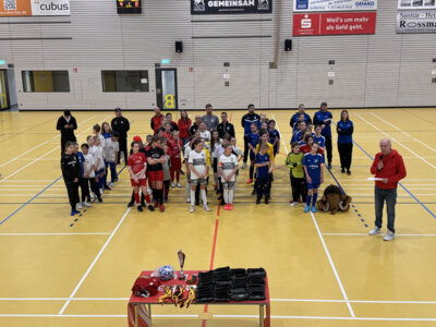 Foto des Albums: Hallenbezirksmeisterschaft D-Juniorinnen