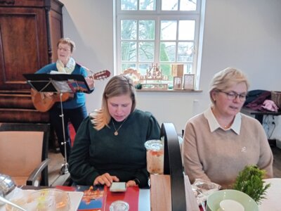 Foto des Albums: Adventsfrühstück 2024 Evenburg Café