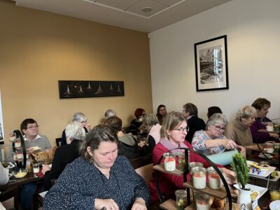 Foto des Albums: Adventsfrühstück 2024 Evenburg Café