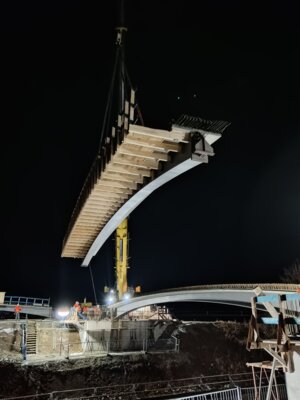 Foto des Albums: Einbau Brücke in Kromsdorf