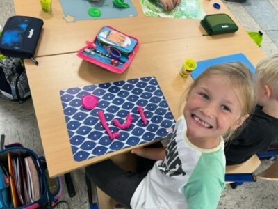 Foto des Albums: Klasse 1 auf der Suche nach der richtigen Form