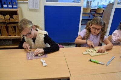 Foto des Albums: Apfel Apfel Apfel ... und die Kinder der Klasse 1