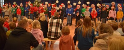 Foto des Albums: Große Weihnachtsfeier