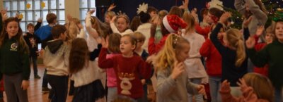 Foto des Albums: Große Weihnachtsfeier