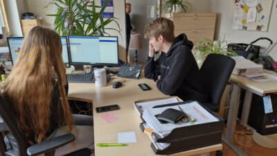 Foto Emil-Fischer-GymnasiumSusann Pattoka web (3)  (Bild vergr&ouml;&szlig;ern)