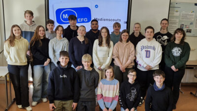 Foto Emil-Fischer-GymnasiumSusann Pattoka web (5)  (Bild vergr&ouml;&szlig;ern)