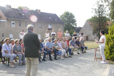Foto des Albums: Geschichtstafel