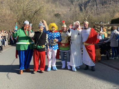 Foto des Albums: Karnevalszug Beringhausen 2025 (02.​03.​2025)