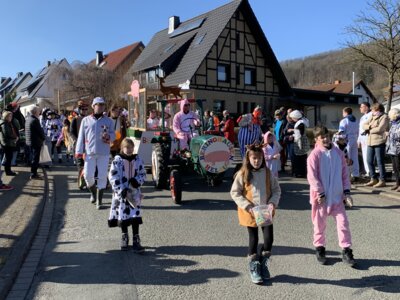 Foto des Albums: Karnevalszug Beringhausen 2025 (02.​03.​2025)