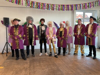 Fotoalbum Rosenmontag Rathaussturm 2025
