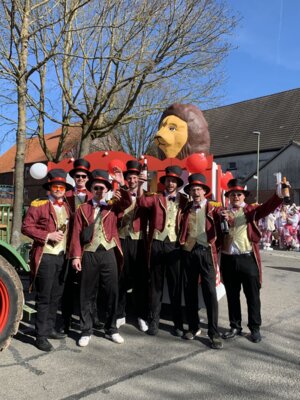 Foto des Albums: Karnevalszug Giershagen 2025 (04.​03.​2025)
