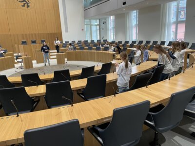 Foto des Albums: Erdmännchen Landtag