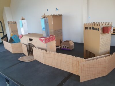 Foto des Albums: Ritterburgen aus Verpackungsmaterialien