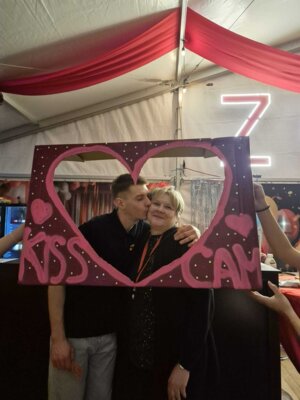 Foto des Albums: 40. Session - KissCam
