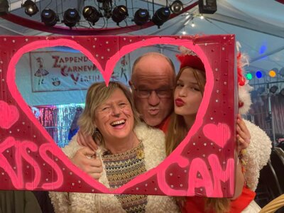 Foto des Albums: 40. Session - KissCam